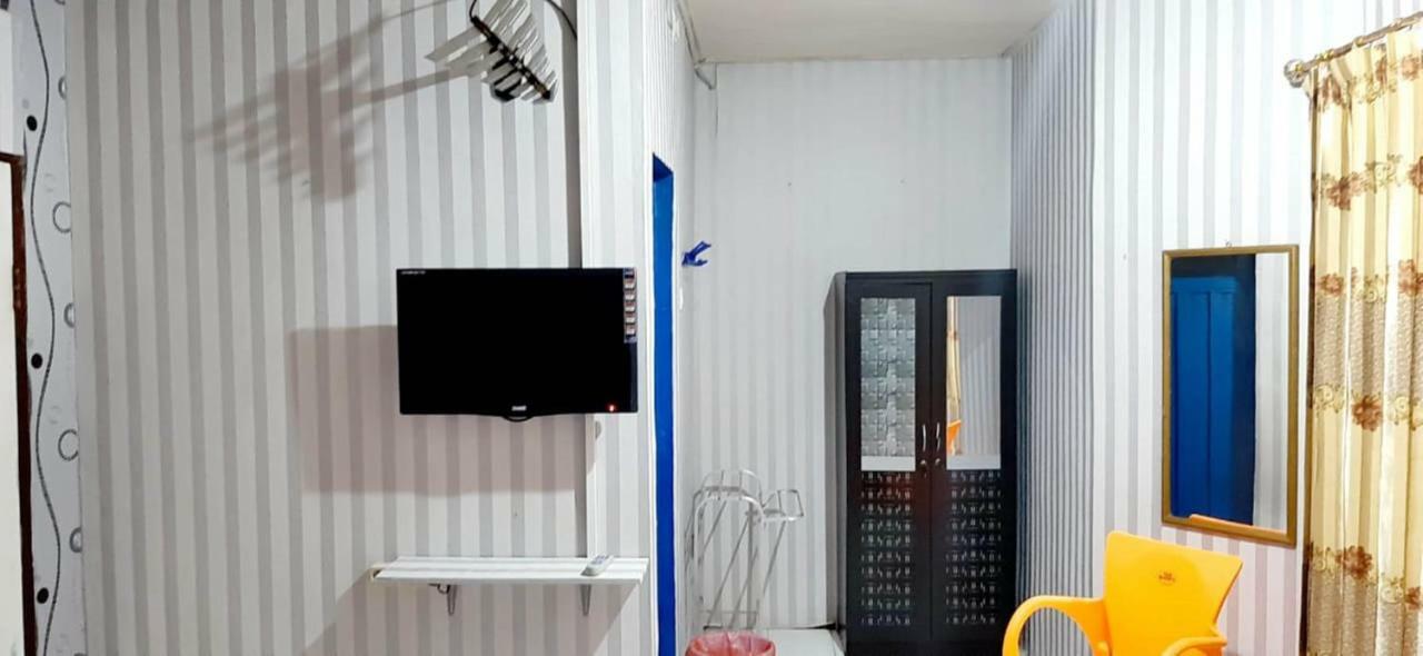 Dharmawati Homestay Syariah At Terminal Purabaya Waru Ngoại thất bức ảnh