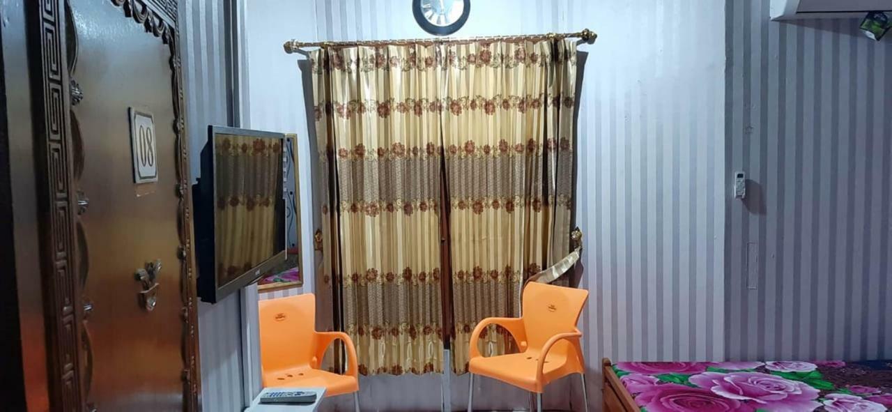 Dharmawati Homestay Syariah At Terminal Purabaya Waru Ngoại thất bức ảnh